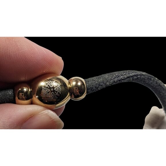 Modern Qudo Shimmery Grey Suede Wrap Bracelet - Picture 4 of 8